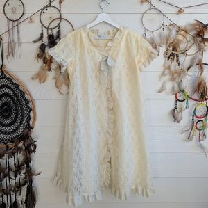 Vintage 50's 60's Lace Robe by Odette Barsa